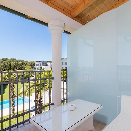 Vizula By Interhome