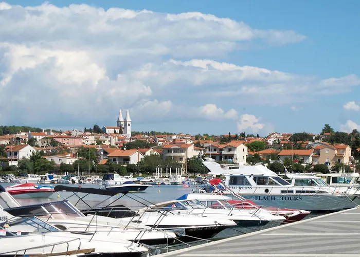 Vizula By Interhome Lejlighed